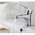 Latão Chrome Banheiro Cachoeira Torneira Da Bacia Torneira Única alça Sink Mixer Tap